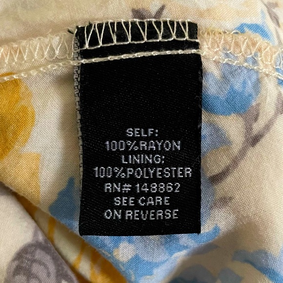 Torrid Cream & Yellow Floral Sleeveless V-Neck Lace Trim Midi Dress Size 2 - Picture 11 of 12